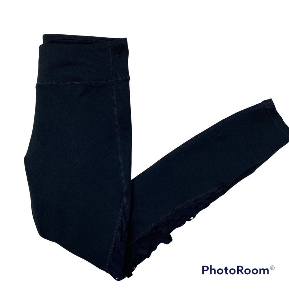 Fabletics Size Small Black Crisscross Mesh Cut Ou… - image 1